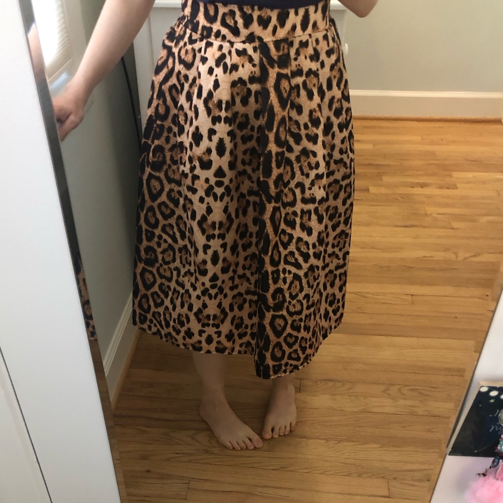 Leopard Print Midi Skirt